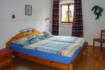 wintererhof_fewo-bauernhaus-schlafzimmer