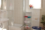 ferienwohnung-jeschkenblick_bad-mit-dusche
