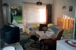 bungalow-gaestezimmer-schossig_aussenansicht_bungalow-wohnbereich