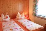 haus-moldenhauer-fewo-2_schlafzimmer