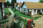 feriendorf-an-der-ostsee_aussenansicht-ferienhaeuser