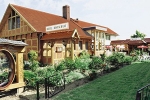 feriendorf-an-der-ostsee_aussenansicht-hotel-haupthaus