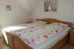fewo-knoeffel_ferienhaus-schlafzimmer