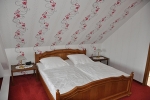 gaestehaus-eisermann_zimmer1-schlafbereich