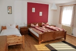 ferienhof-pilsl_fewo-wegscheid-schlafzimmer