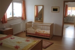 haus-straub_schlafzimmer-kinderbett