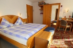 gasthof-pension-schwarzwaldklause_schlafzimmer