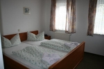 hotel-und-pension_zum-einsiedler_schlafzimmer2