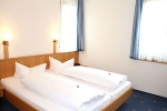 appartement-hotel-seerose_2-zimmer-appartement-doppelbett