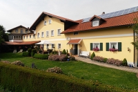 Feriengut Bauer mit Hund und Pferd